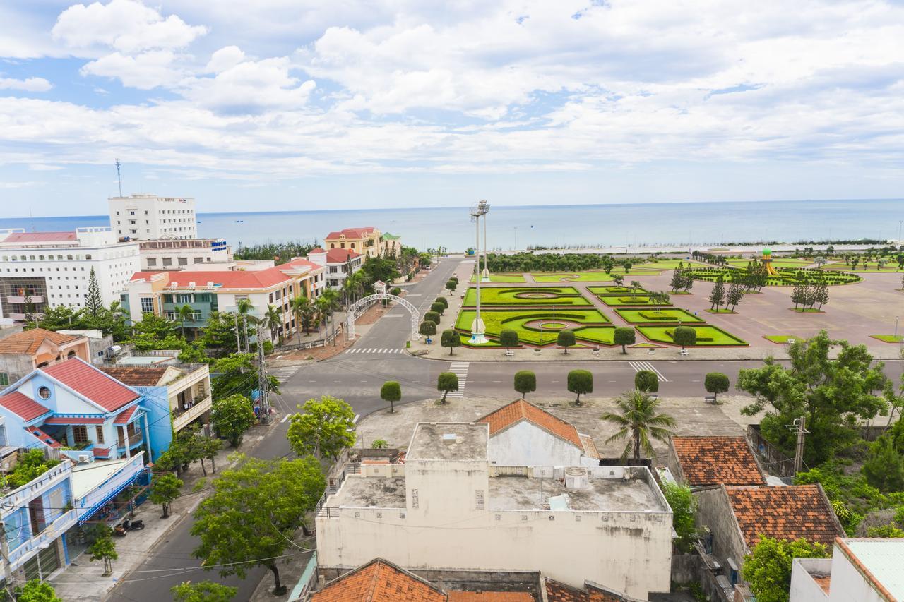 Aries Hotel Tuy Hoa Exterior photo